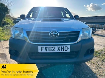 Used Toyota Hilux 2012 for sale - 77892640: Photo