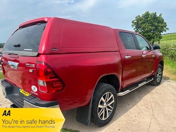 Used Toyota Hilux 2017 for sale - 78740920: Photo