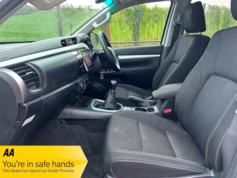 Used Toyota Hilux 2017 for sale - 76620412: Photo 10