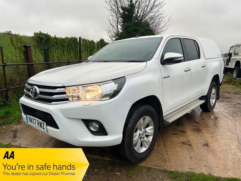 Used Toyota Hilux 2017 for sale - 76620412: Photo 3
