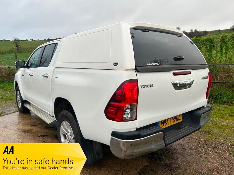 Used Toyota Hilux 2017 for sale - 76620412: Photo 6