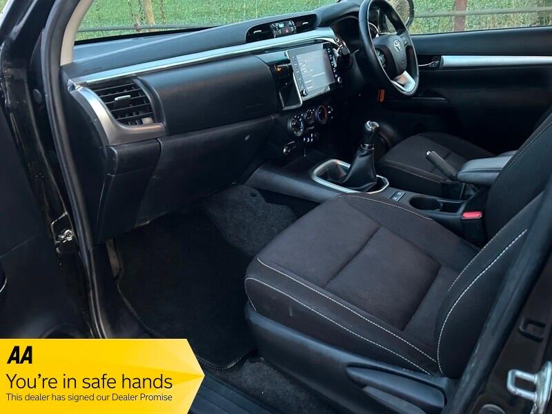 Used Toyota Hilux 2021 for sale - 77237953: Photo 11