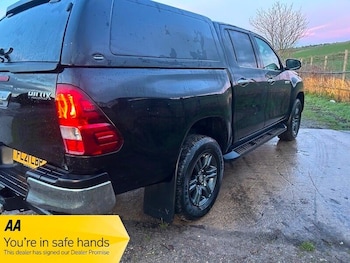 Used Toyota Hilux 2021 for sale - 77237953: Photo