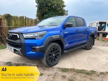Used Toyota Hilux 2021 for sale - 75552588: Photo