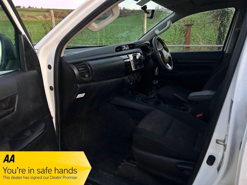 Used Toyota Hilux 2018 for sale - 76936176: Photo 13