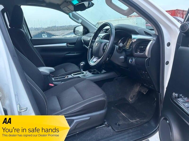 Used Toyota Hilux for sale - 77768793: Photo 10