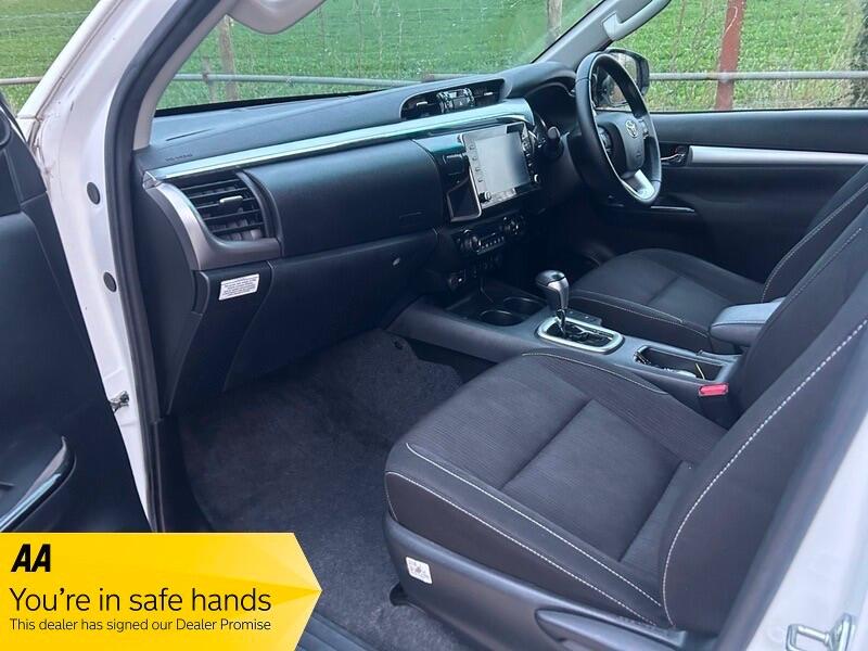 Used Toyota Hilux for sale - 77768793: Photo 12