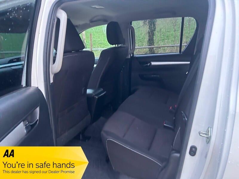 Used Toyota Hilux for sale - 77768793: Photo 13