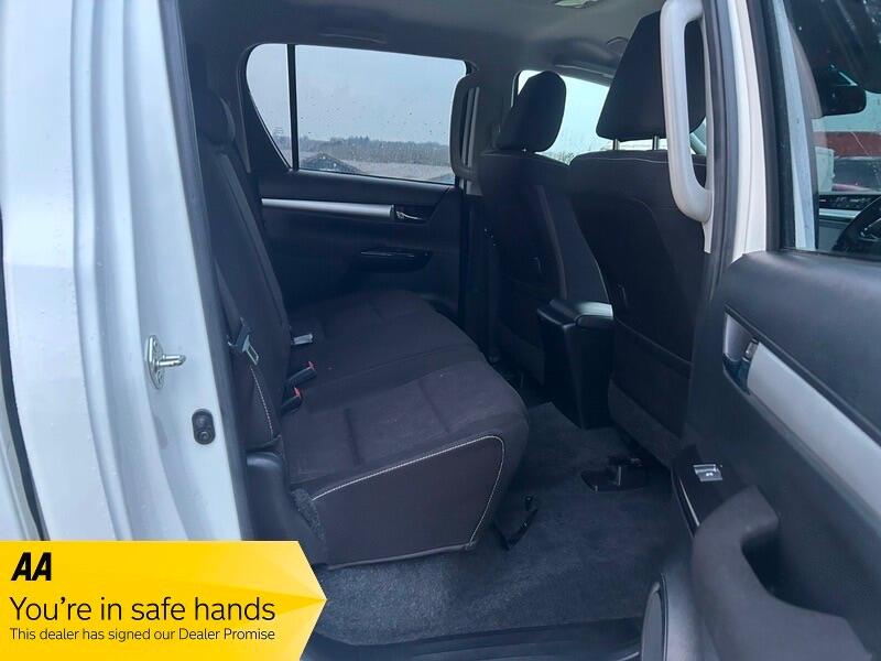 Used Toyota Hilux for sale - 77768793: Photo 14