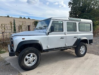 Used Land Rover Defender 110 2013 for sale - 79634563: Photo