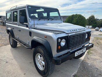Used Land Rover Defender 110 2013 for sale - 79634563: Photo