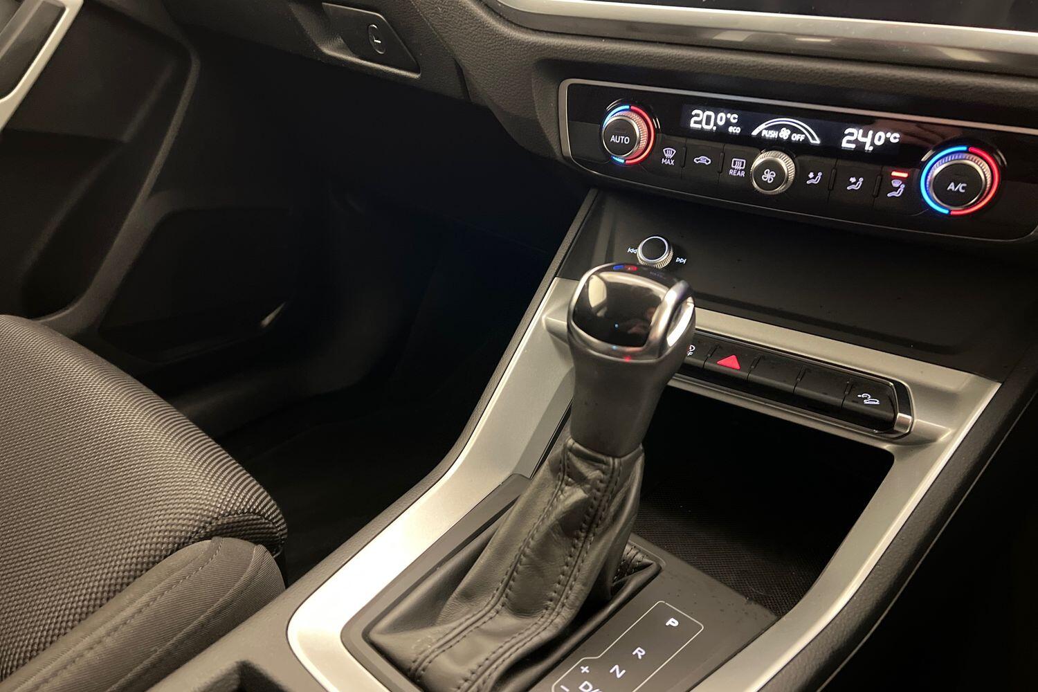 Used Audi Q3 2020 for sale - 76699612: Photo 10