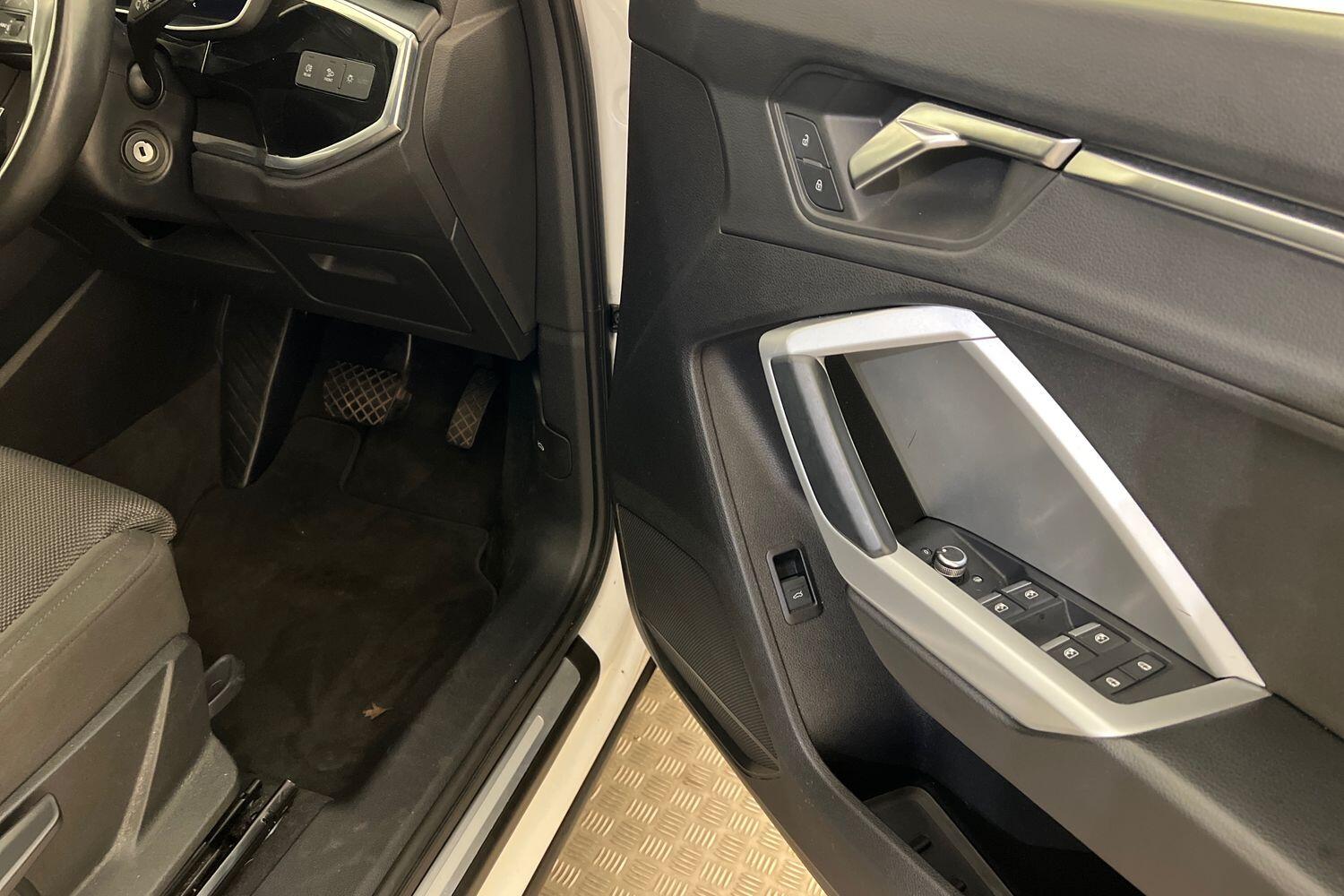 Used Audi Q3 2020 for sale - 76699612: Photo 17