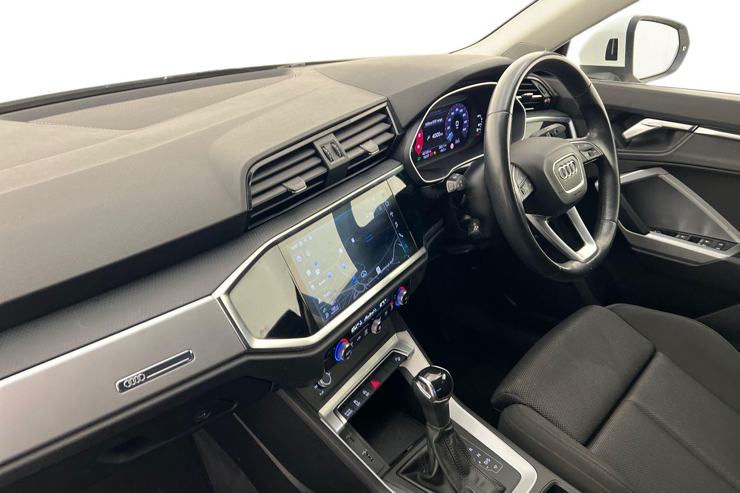 Used Audi Q3 2020 for sale - 76699612: Photo 2