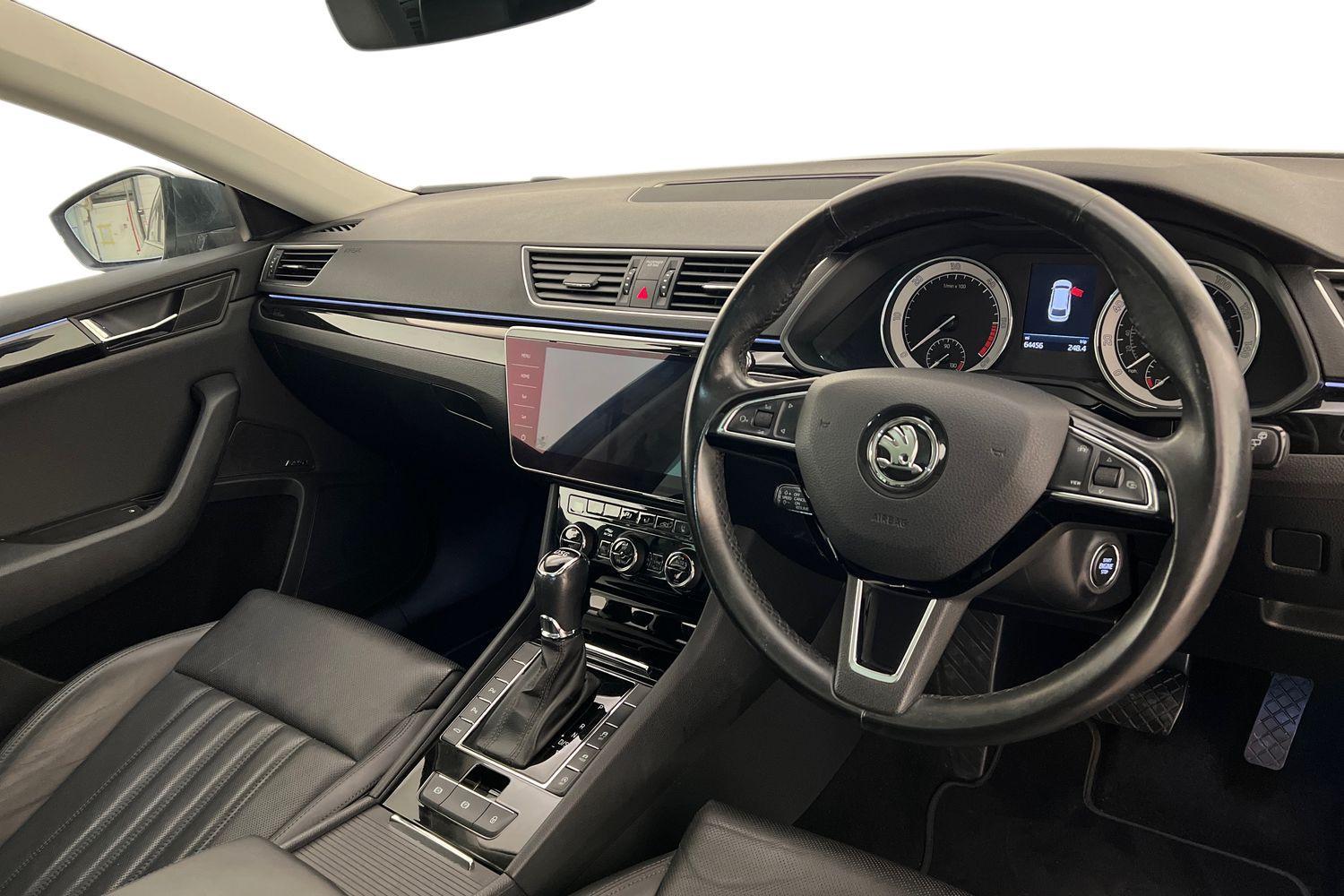 Used Skoda Superb 2019 for sale - 76673663: Photo 6