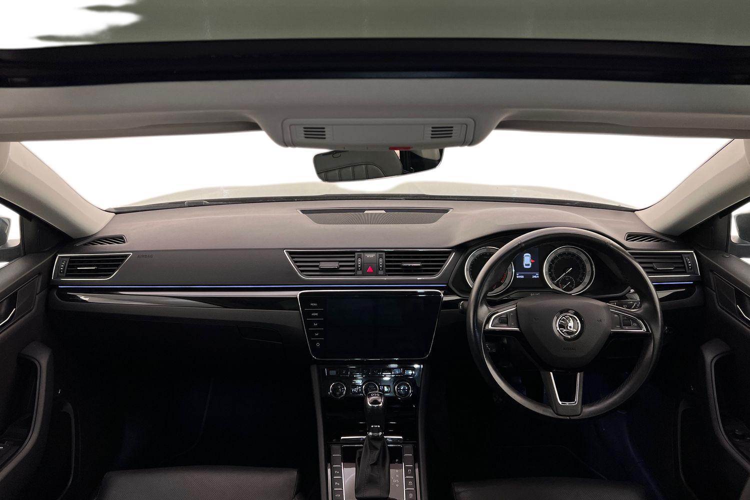 Used Skoda Superb 2019 for sale - 76673663: Photo 8