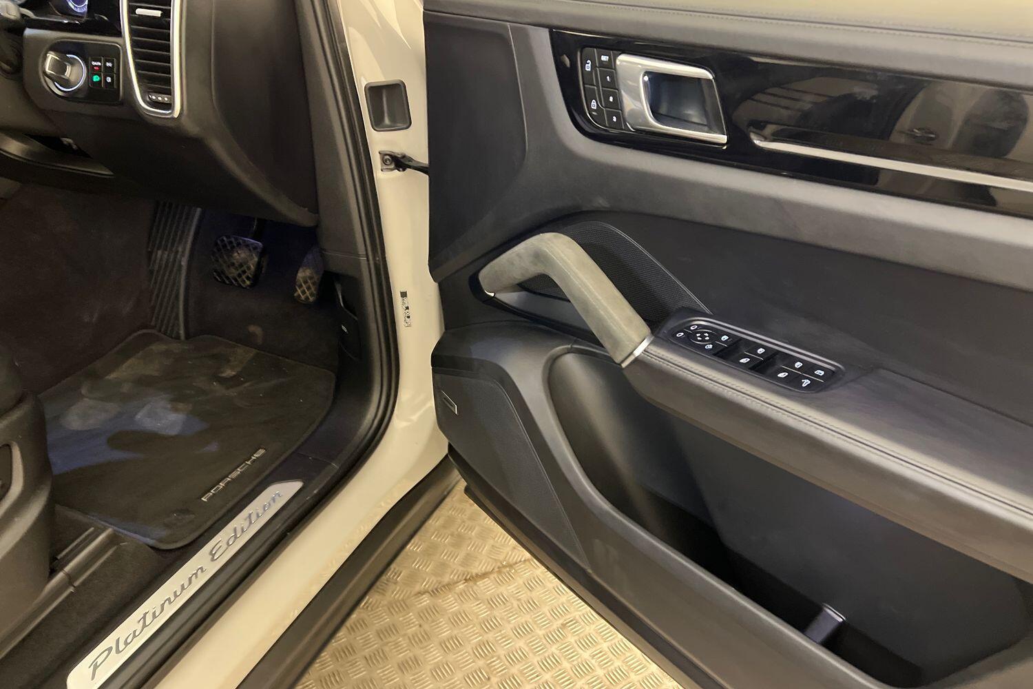 Used Porsche Cayenne 2022 for sale - 76675464: Photo 17