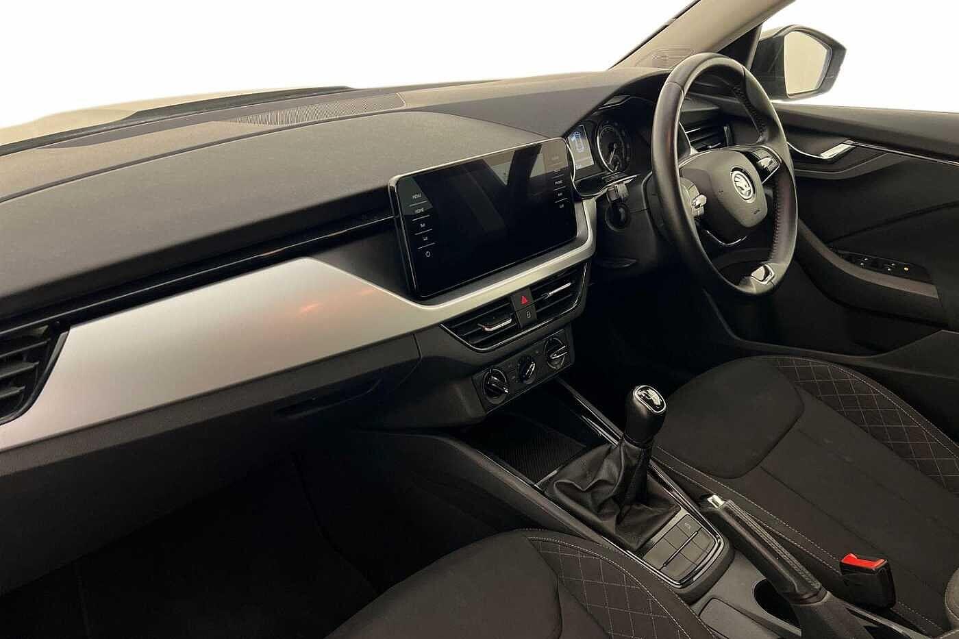 Used Skoda Kamiq 2023 for sale - 76837354: Photo 2