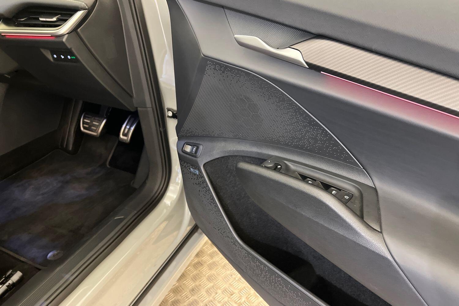 Used Skoda Enyaq 2025 for sale - 76680650: Photo 17