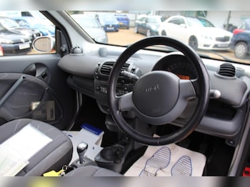 Used smart fortwo 2005 for sale - 77441260: Photo