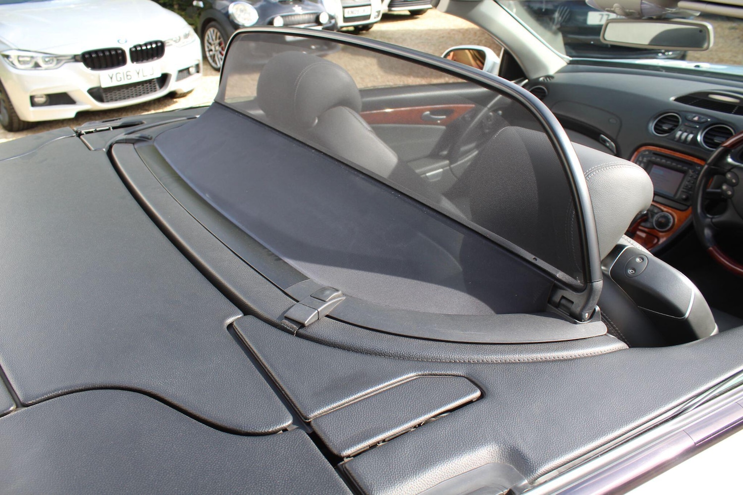Used Mercedes-Benz SL 2002 for sale - 76270322: Photo 24