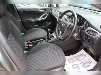 Used Vauxhall Astra 2017 for sale - 76295458: Photo
