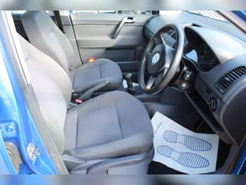 Used Volkswagen Polo 2002 for sale - 79677537: Photo