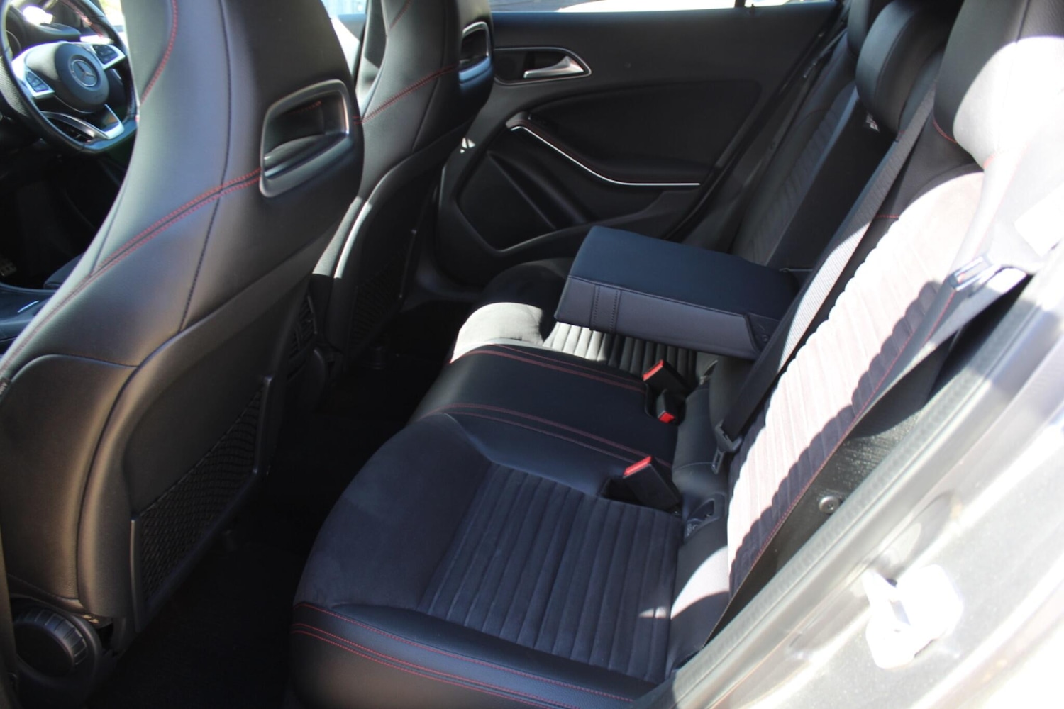 Used Mercedes-Benz GLA 2015 for sale - 76084398: Photo 18