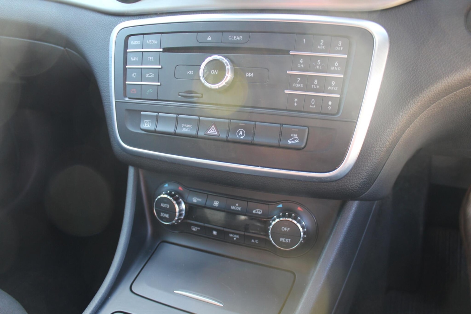 Used Mercedes-Benz GLA 2015 for sale - 76084398: Photo 3