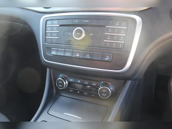 Used Mercedes-Benz GLA 2015 for sale - 76084398: Photo 3