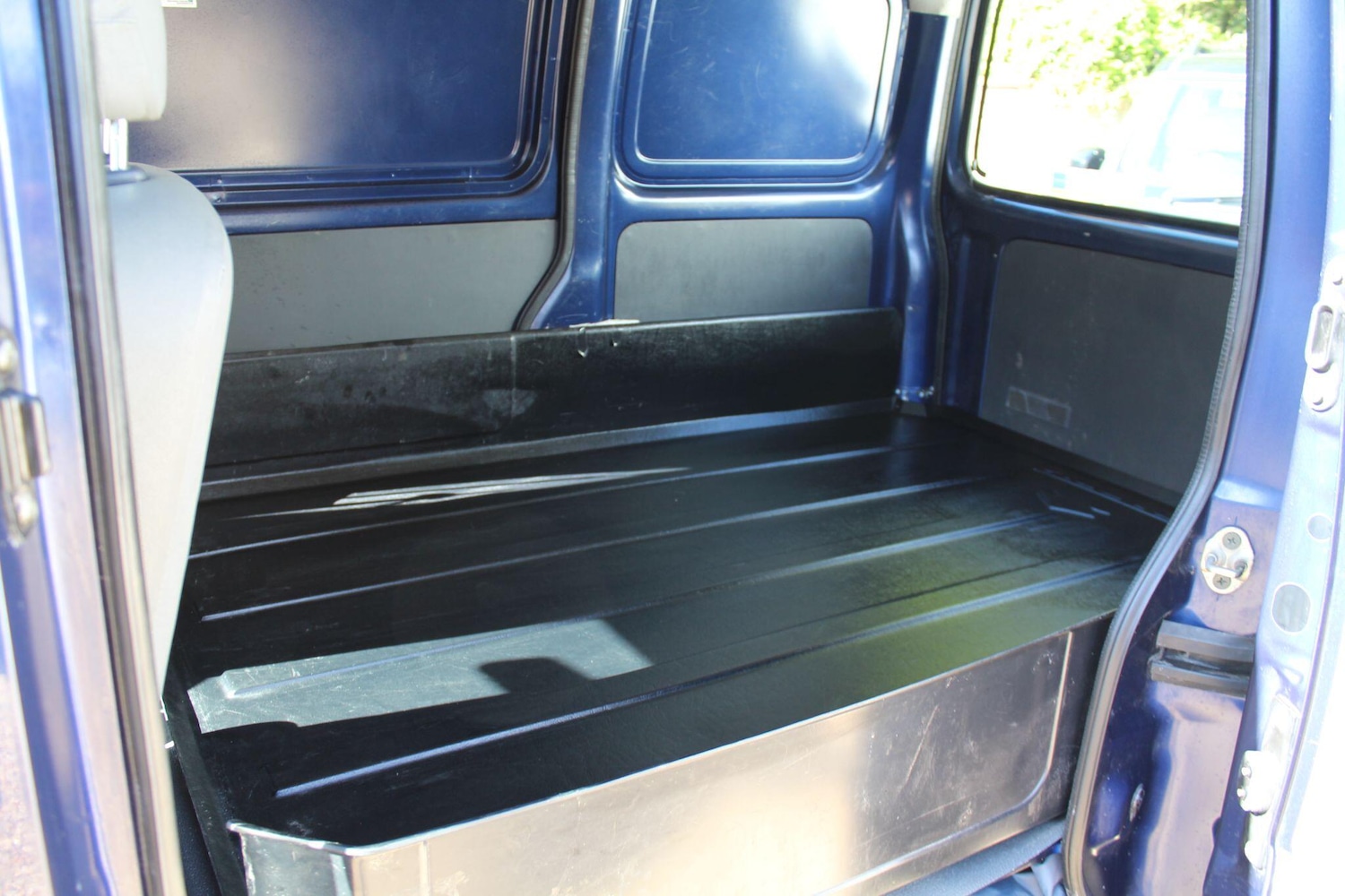 Used Suzuki Carry 2004 for sale - 78034604: Photo 3