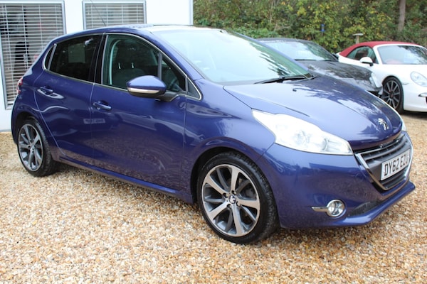 Used Peugeot 208 2012 for sale - 76270030: Photo 14