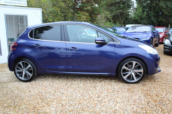 Used Peugeot 208 2012 for sale - 76270030: Photo 15