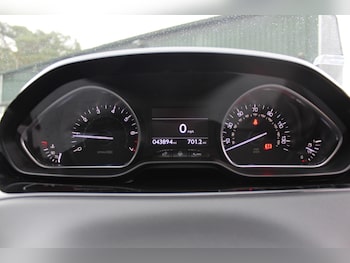 Used Peugeot 208 2012 for sale - 76270030: Photo