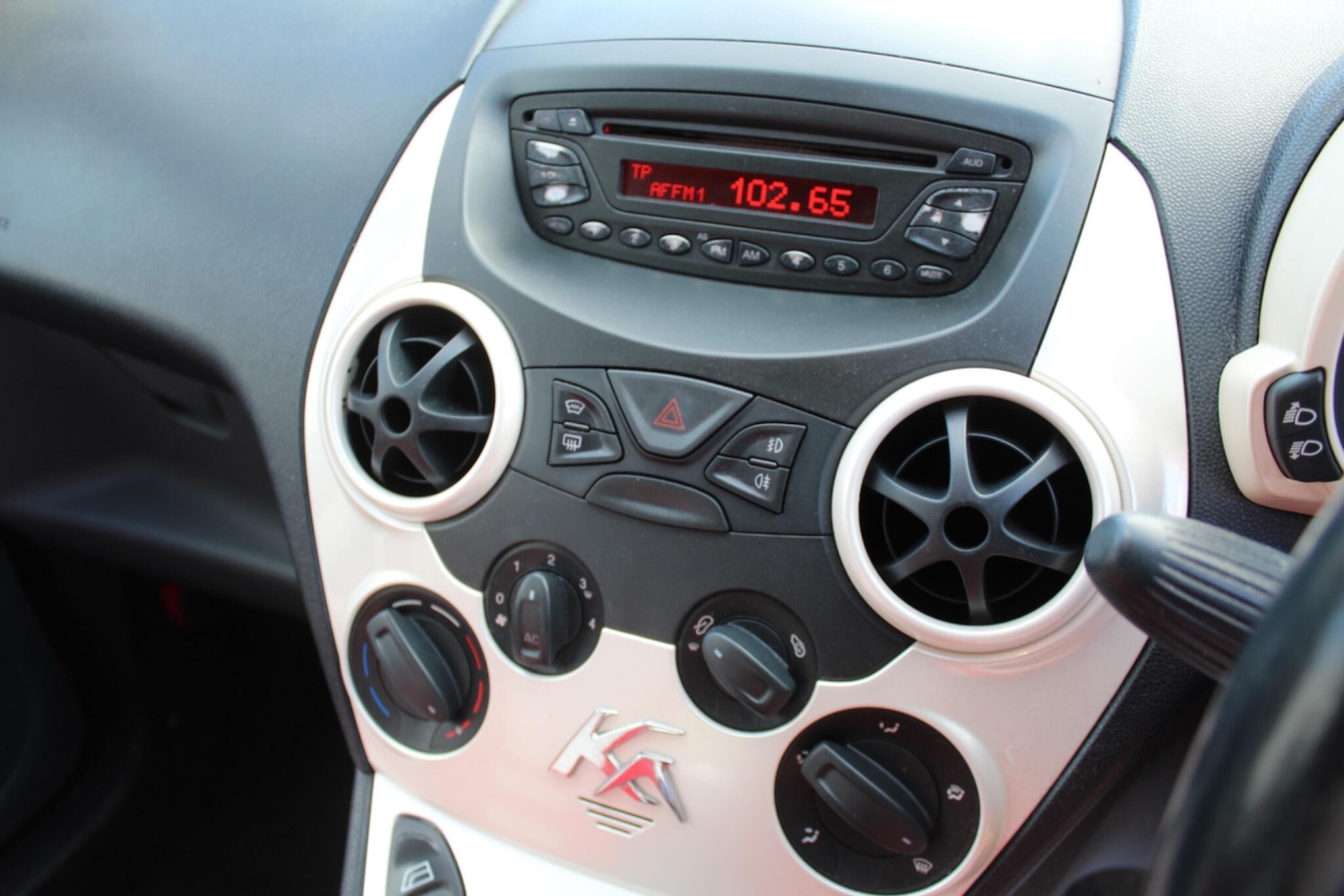 Used Ford Ka 2010 for sale - 76781028: Photo 4