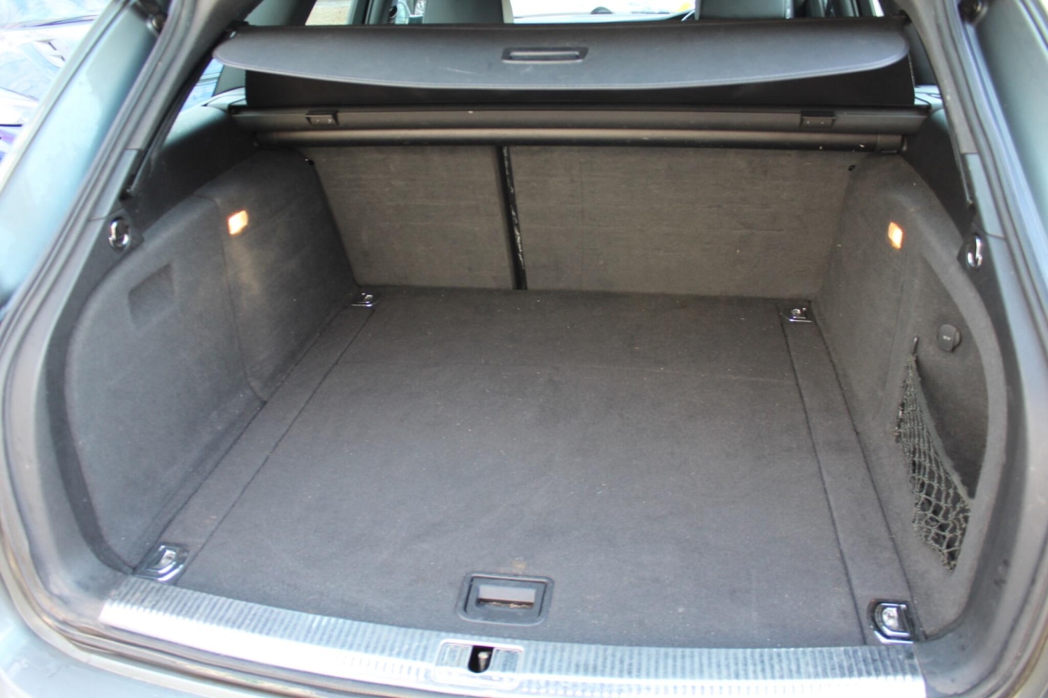 Used Audi A4 2011 for sale - 77440403: Photo 9