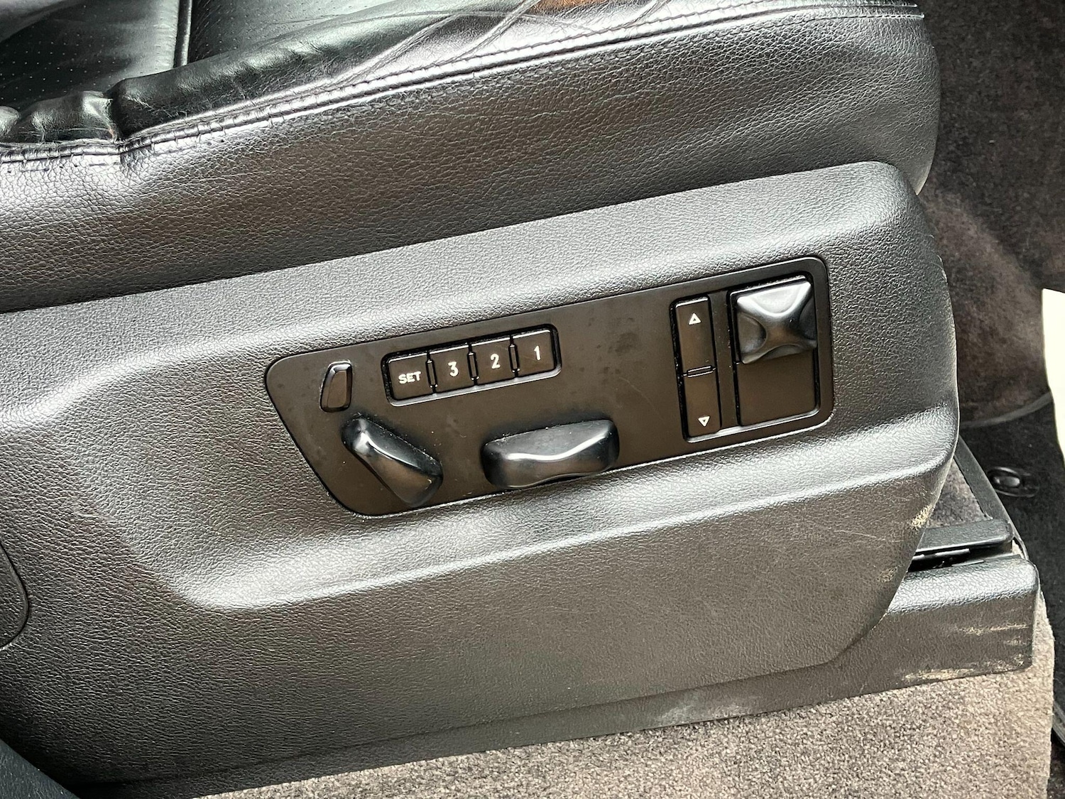 Used Porsche Cayenne 2004 for sale - 77156161: Photo 16