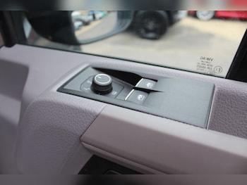 Used Volkswagen California 2023 for sale - 76094681: Photo 4