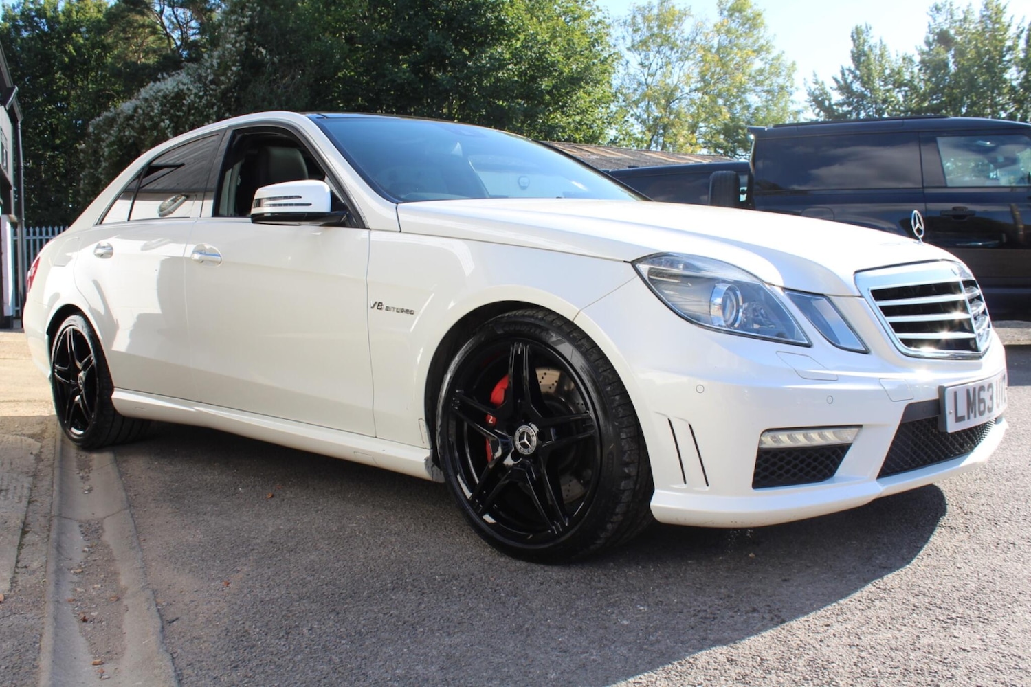 Used Mercedes-Benz E Class 2013 for sale - 76988312: Photo 32