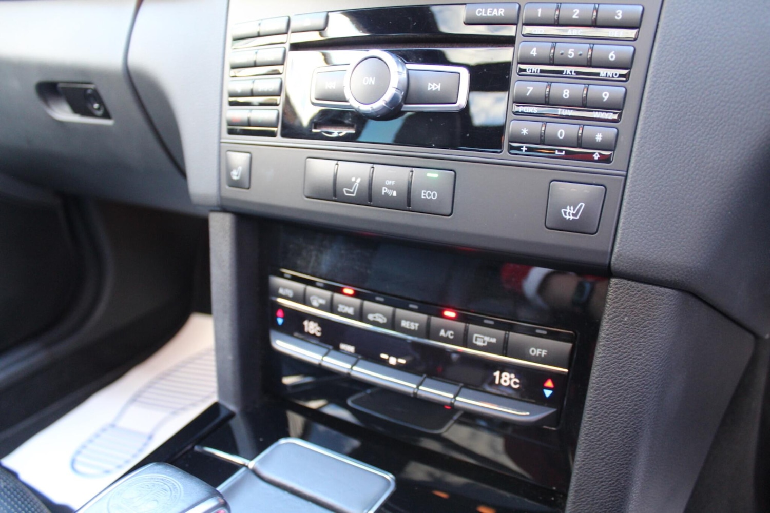 Used Mercedes-Benz E Class 2013 for sale - 76988312: Photo 9