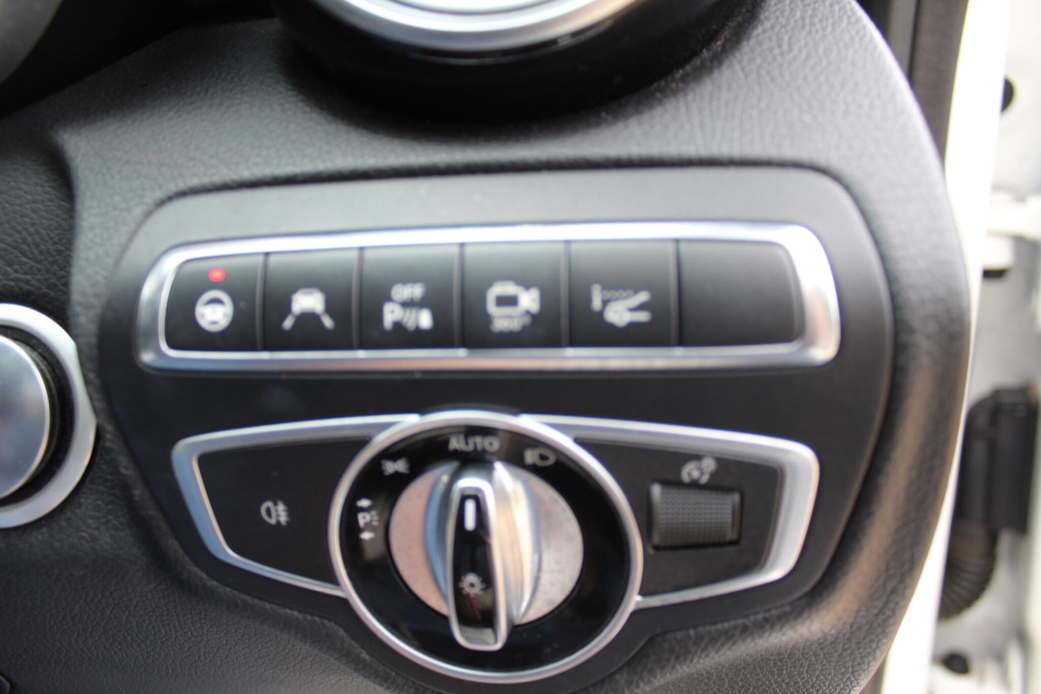 Used Mercedes-Benz C-Class 2016 for sale - 76042781: Photo 27