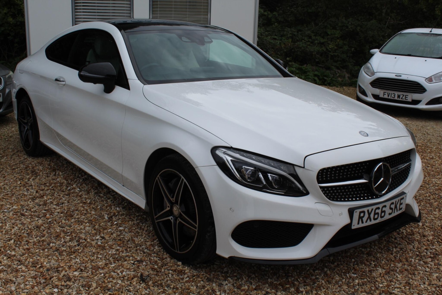Used Mercedes-Benz C-Class 2016 for sale - 76042781: Photo 3