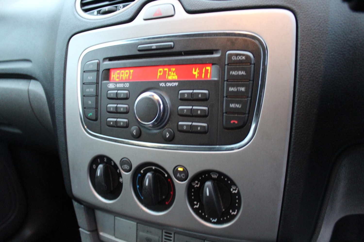 Used Ford Focus 2010 for sale - 77455531: Photo 6