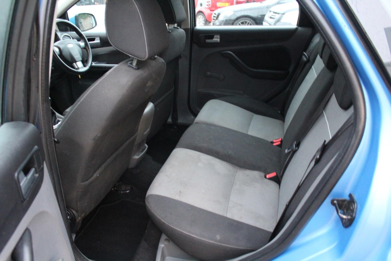 Used Ford Focus 2010 for sale - 77455531: Photo 9