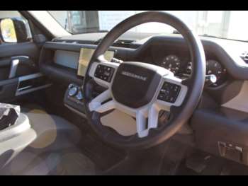 Used Land Rover Defender 110 2023 for sale - 74358303: Photo