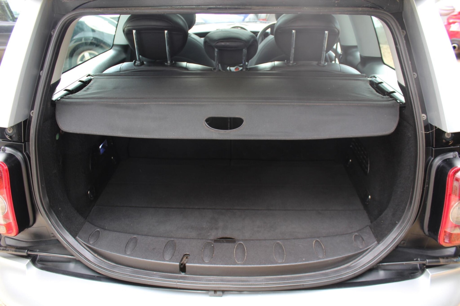 Vehicle 29