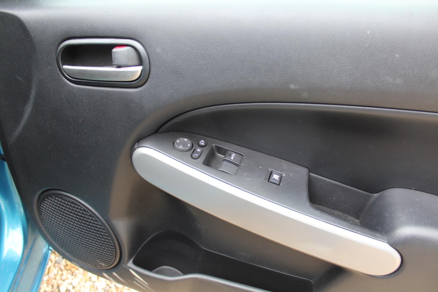 Used Mazda Mazda2 2012 for sale - 76083956: Photo 9