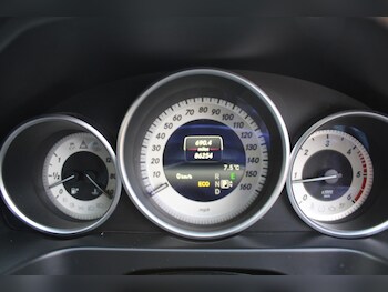 Used Mercedes-Benz E Class 2015 for sale - 77358360: Photo