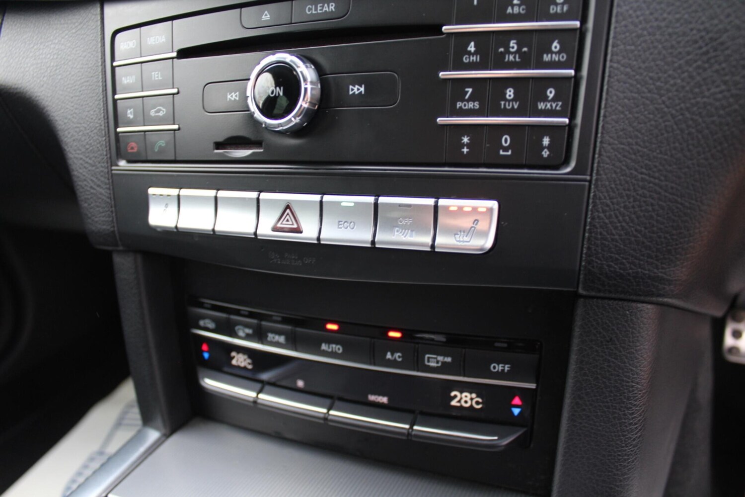 Used Mercedes-Benz E Class for sale - 77358360: Photo 7