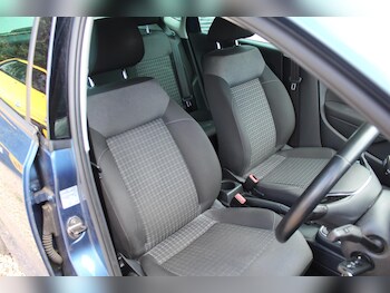 Used Volkswagen Polo 2016 for sale - 78586112: Photo